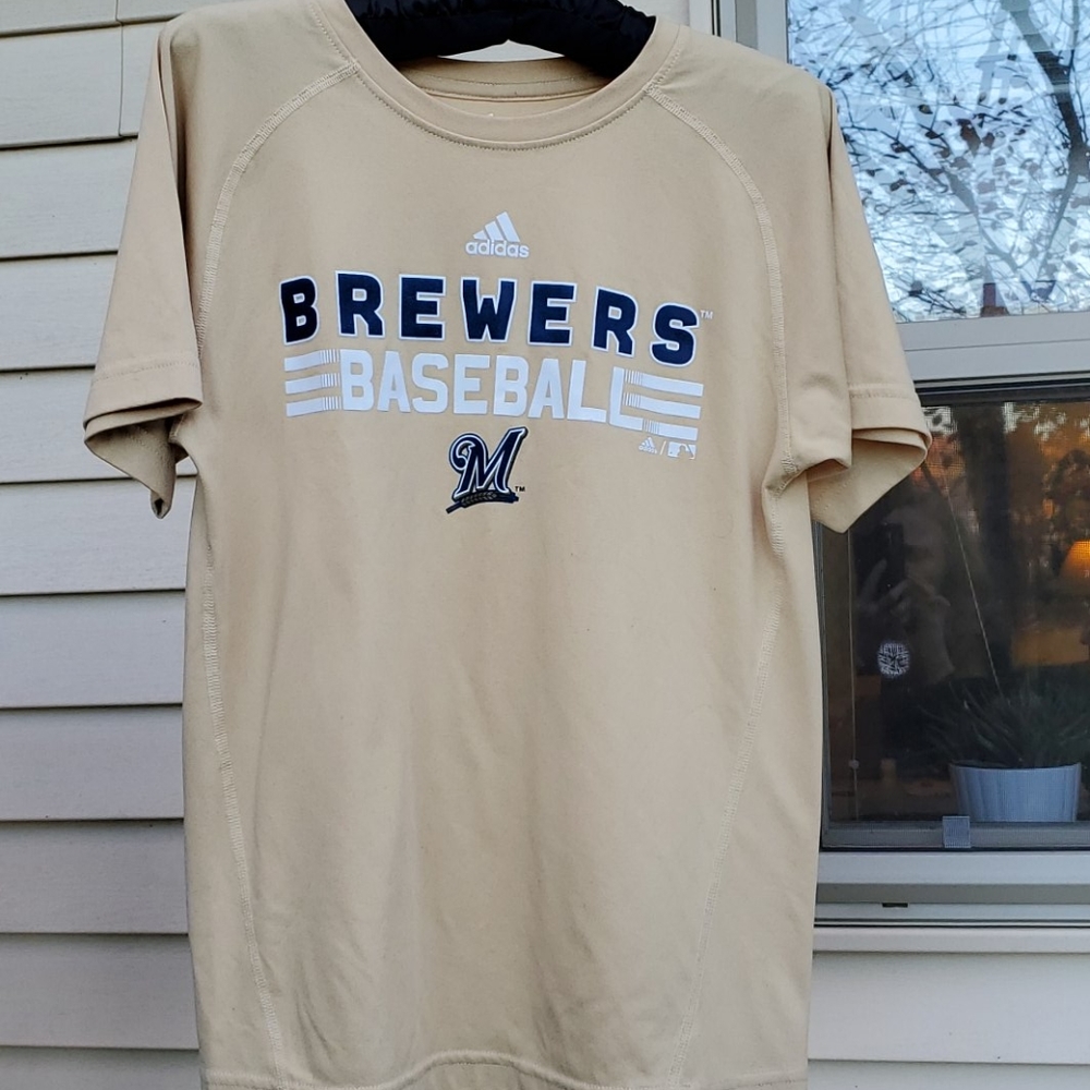 🛍Adidas Milwaukee Brewers t-shirt, Size M (10/12)